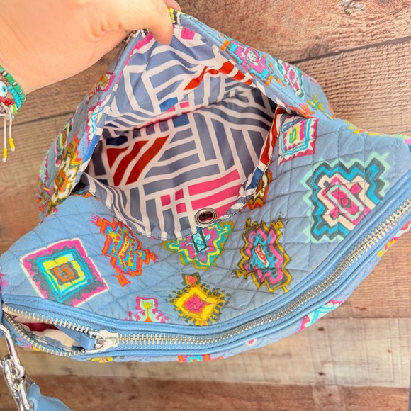 Vera Bradley Signature Print Carson (Retired) Shoulder/Crossbody Bag - Picture 7 of 12